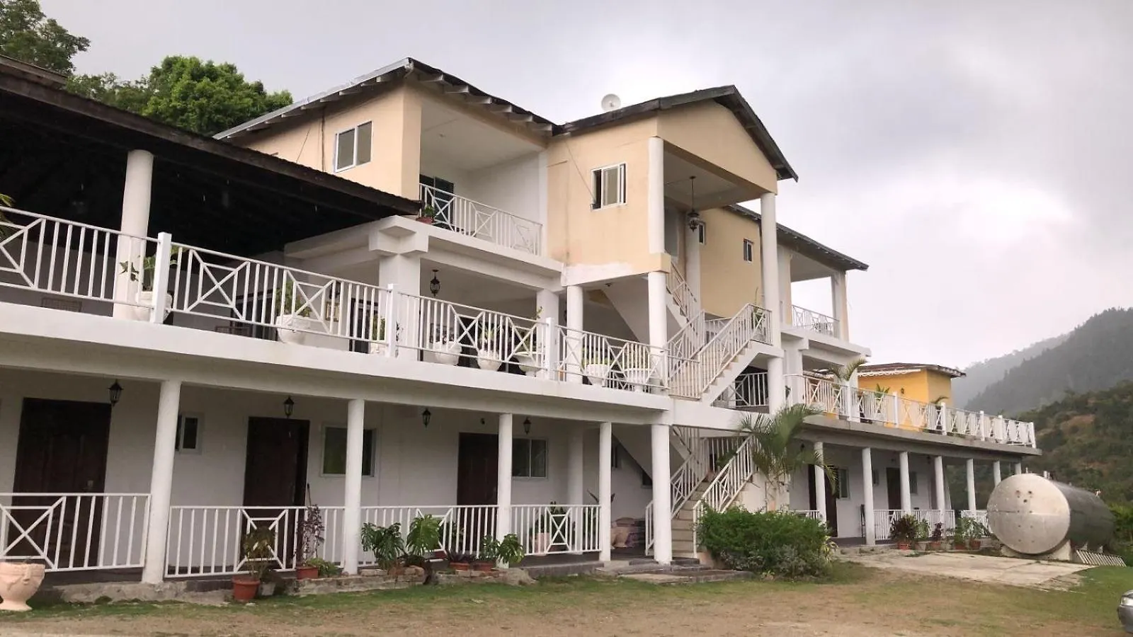 Starlight Chalet & Health Spa Spa Spring